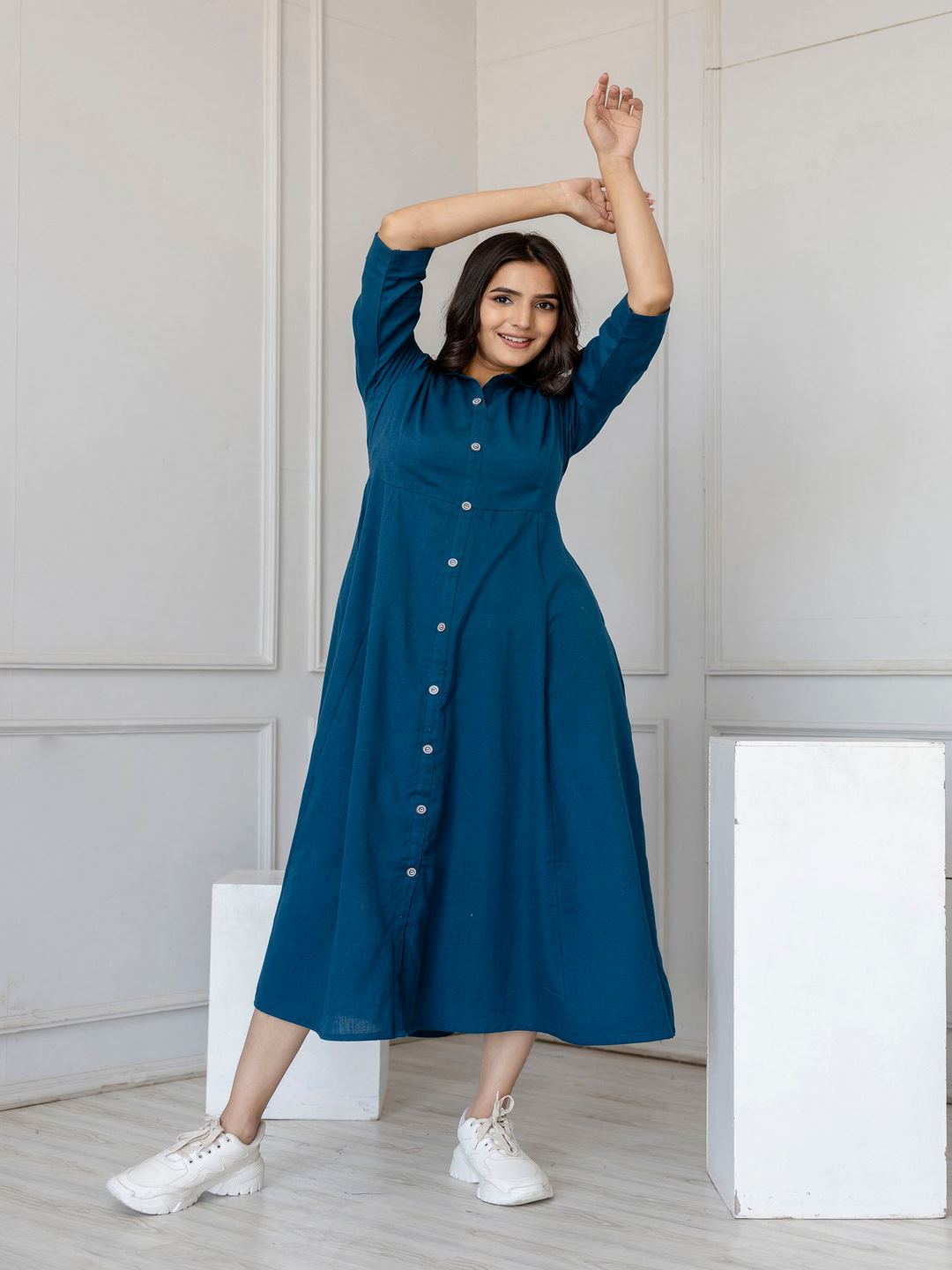 Teal Blue Solid Flared Dress With Three Quarter Sleeves