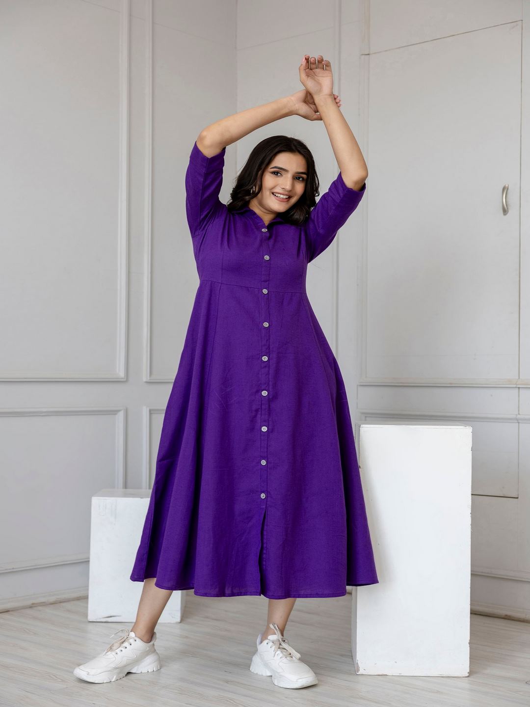 Purple Solid Flared Dress With Three Quarter Sleeves