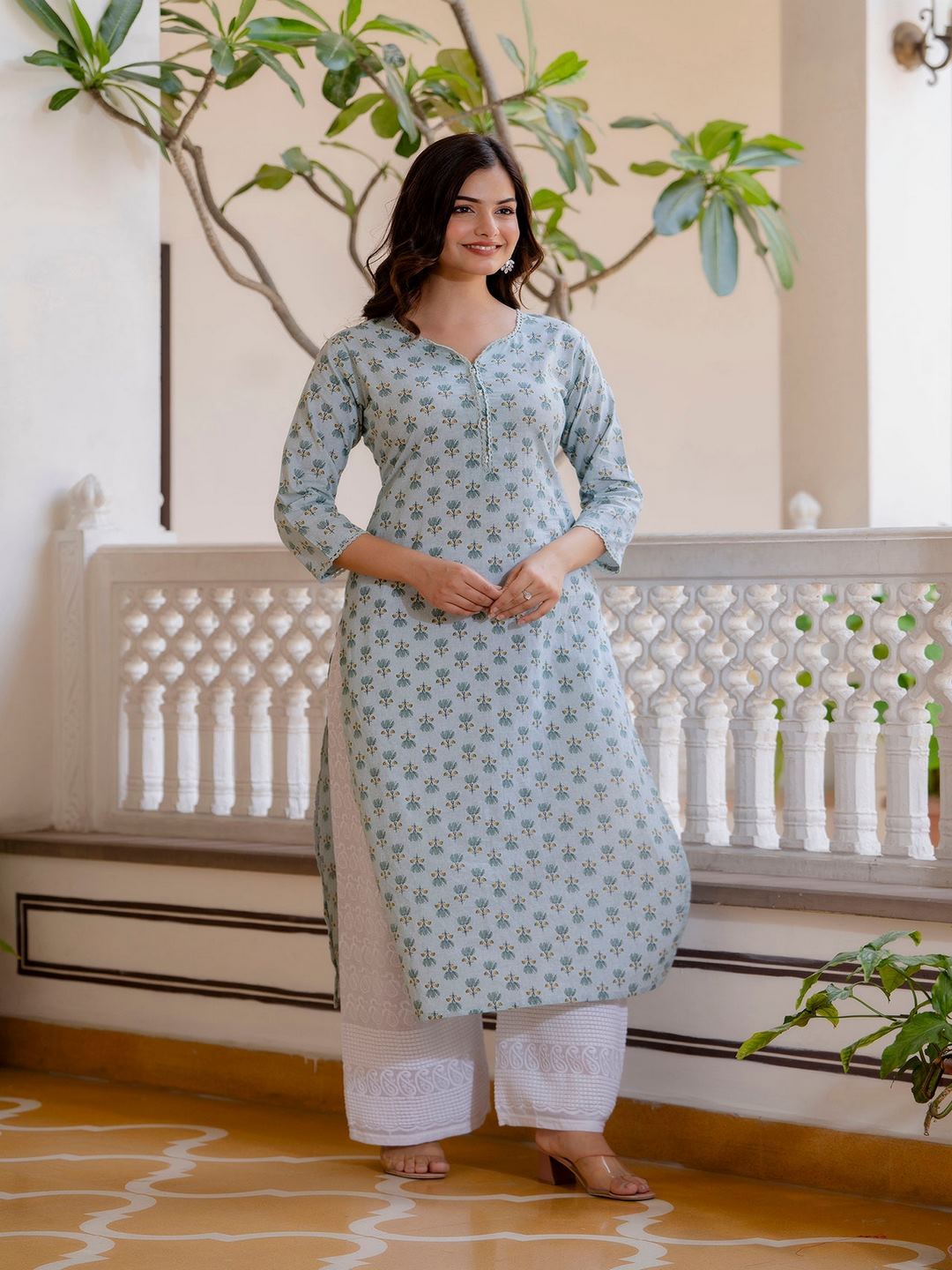 Green Ethnic Printed Straight Kurta With Three Quarter Sleeves