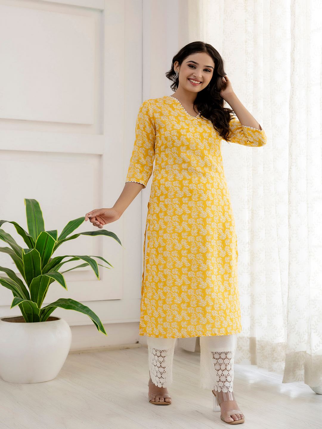 Yellow Printed Straight Kurta With Three Quarter Sleeves