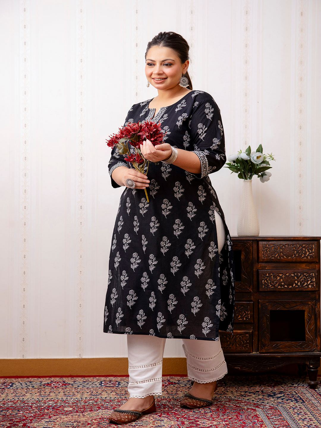 Plus Size Black Printed Straight kurta