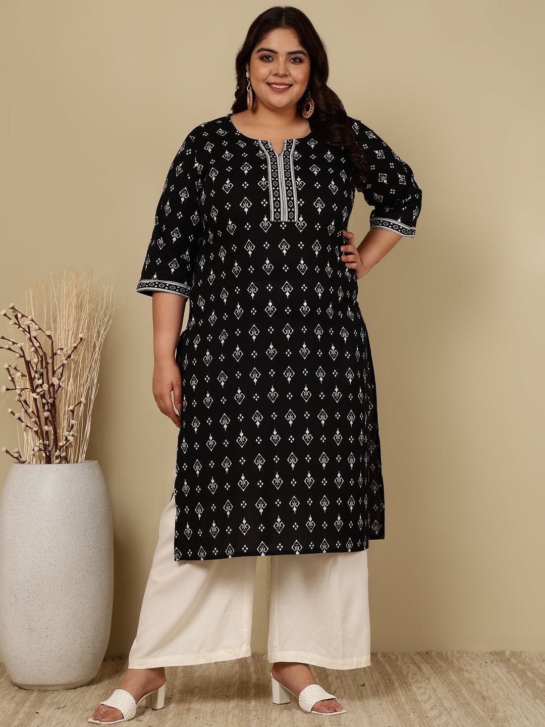 Plus Size Black Printed Straight kurta