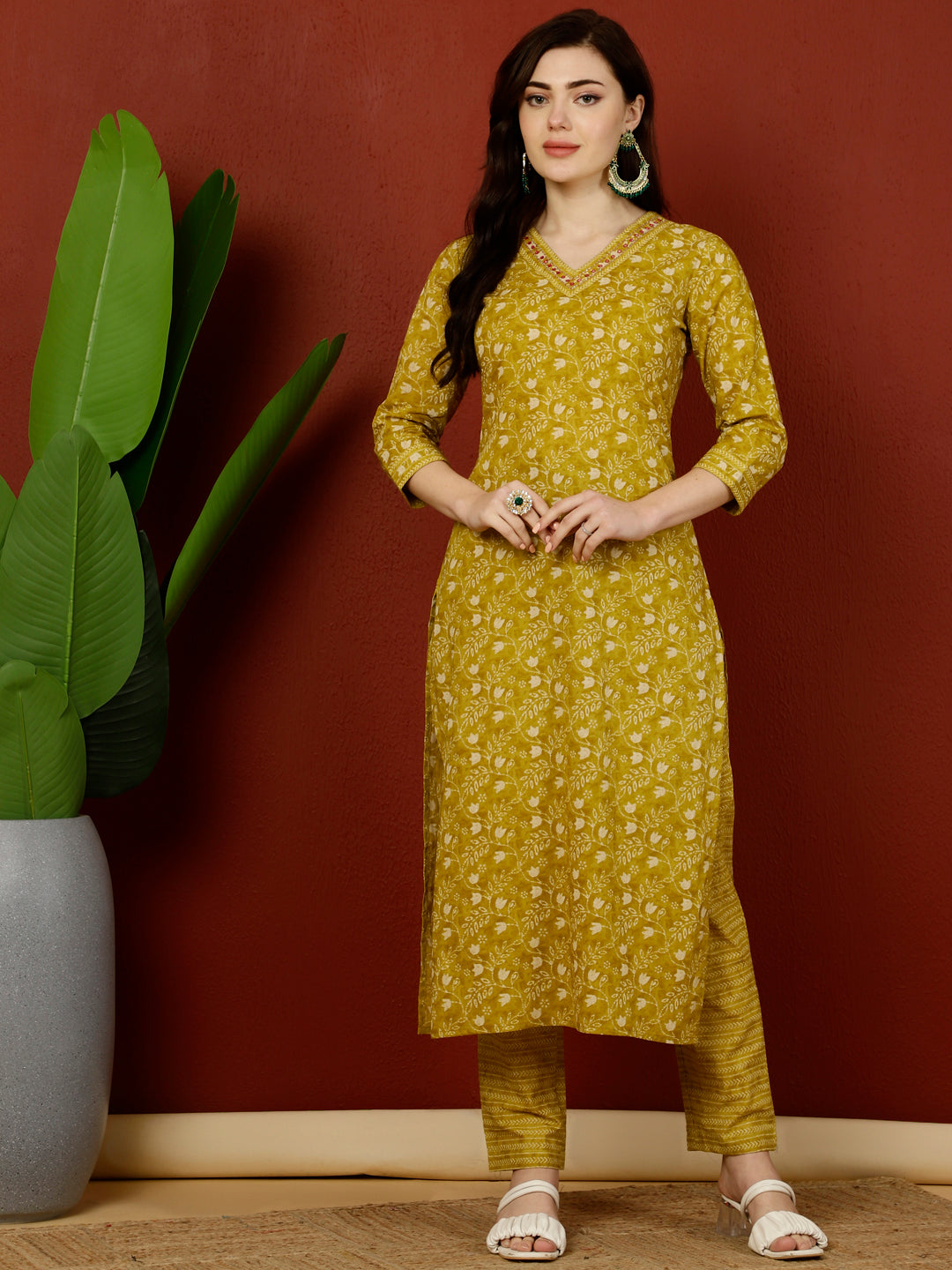 Calf Length Straight 3/4 Sleeves V Kurta Bottom Set