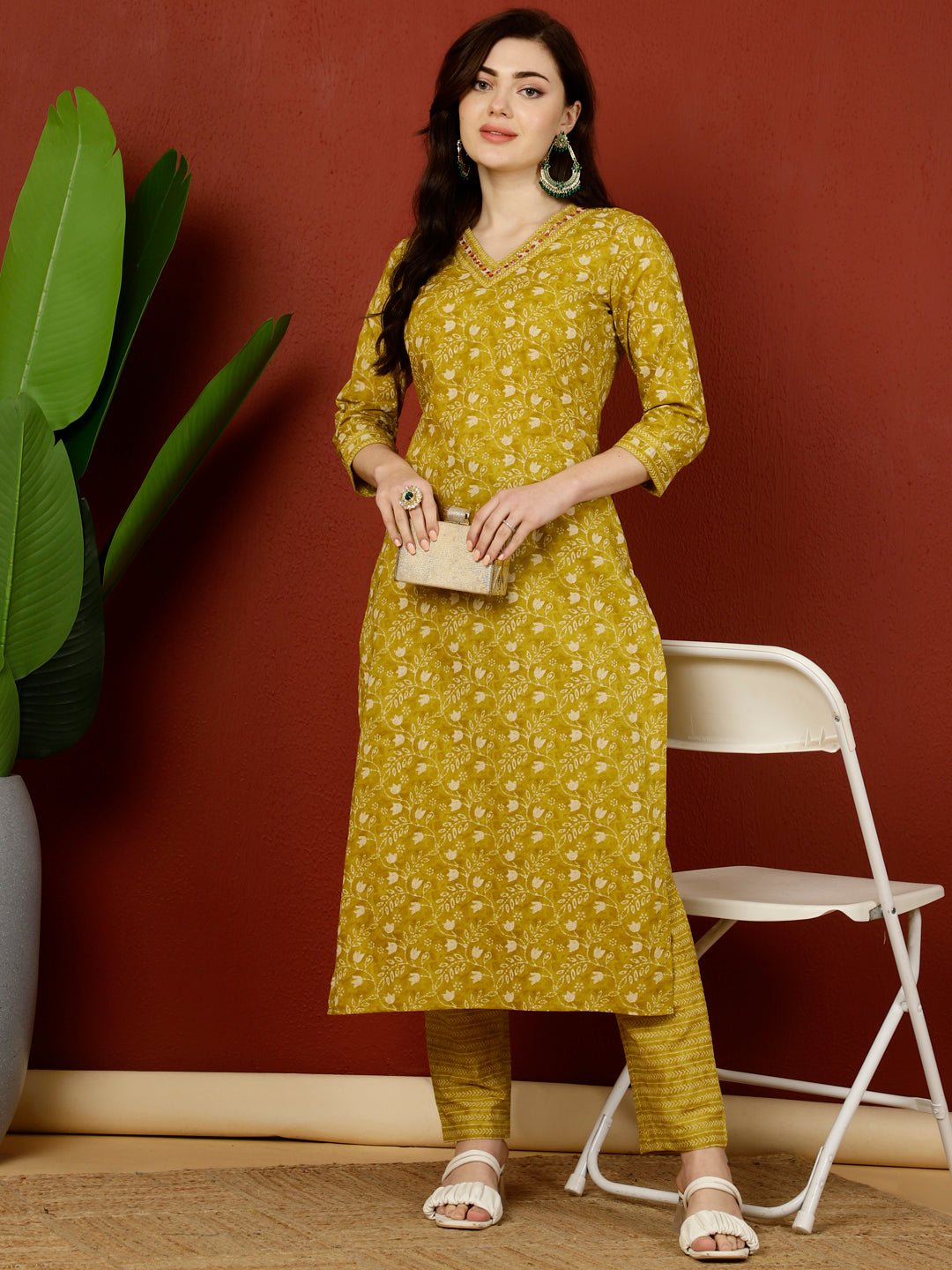 Calf Length Straight 3/4 Sleeves V Kurta Bottom Set