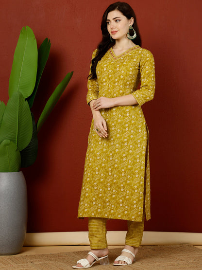 Calf Length Straight 3/4 Sleeves V Kurta Bottom Set