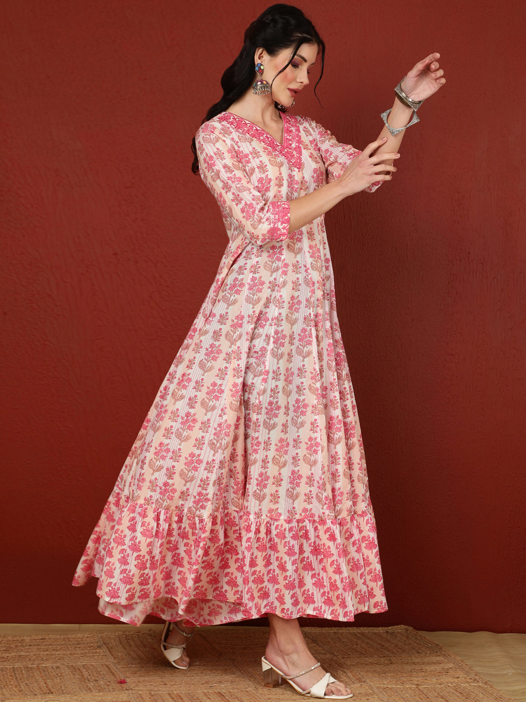 Cotton  Ankle Length Length Printed Flared 3/4 Sleeves V-Neck Kurta