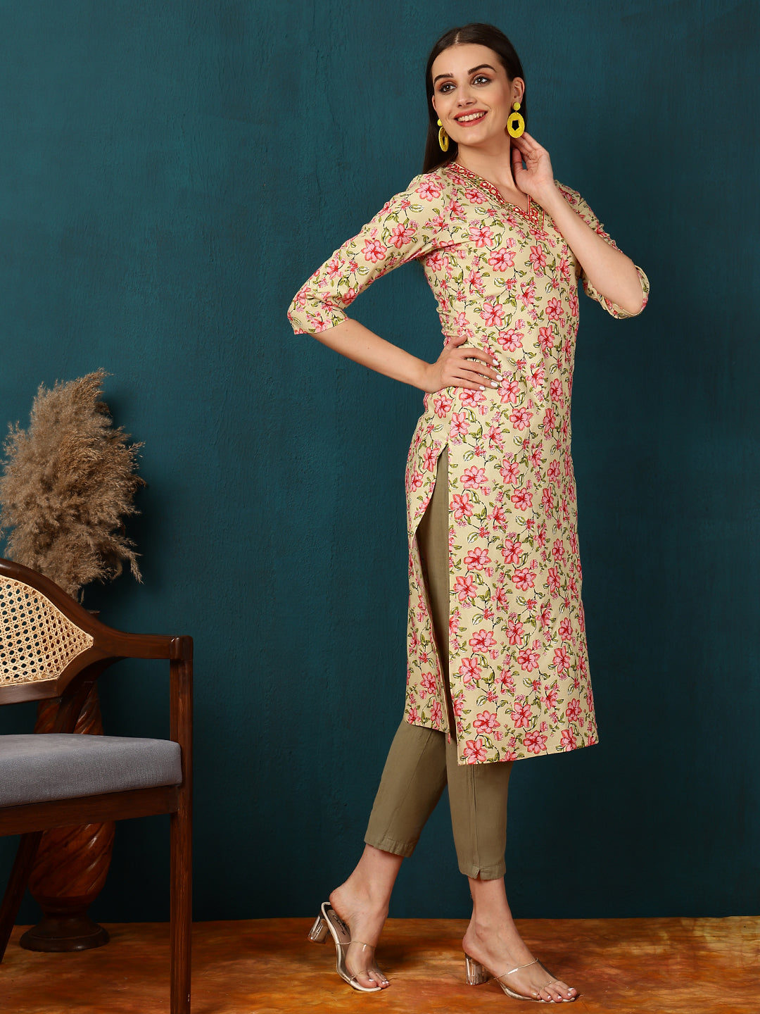 Rayon Calf Length Printed Straight 3/4 Sleeves V-Neck Kurta