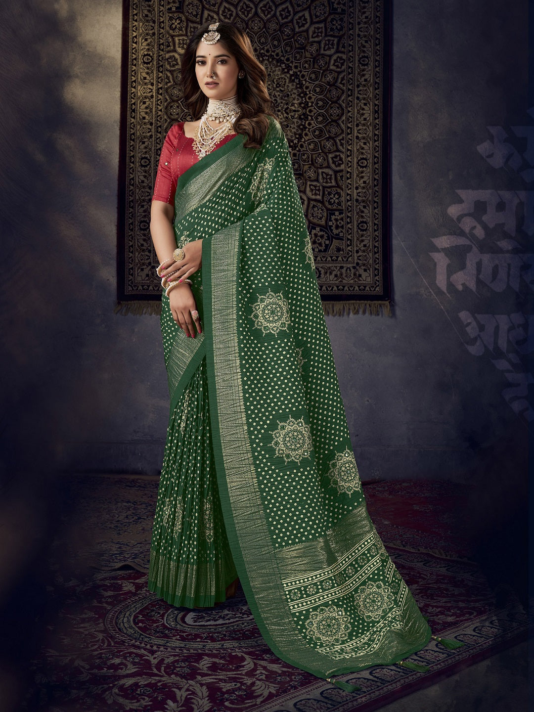 Green Bhandej Aari Work Crushed Silk Saree