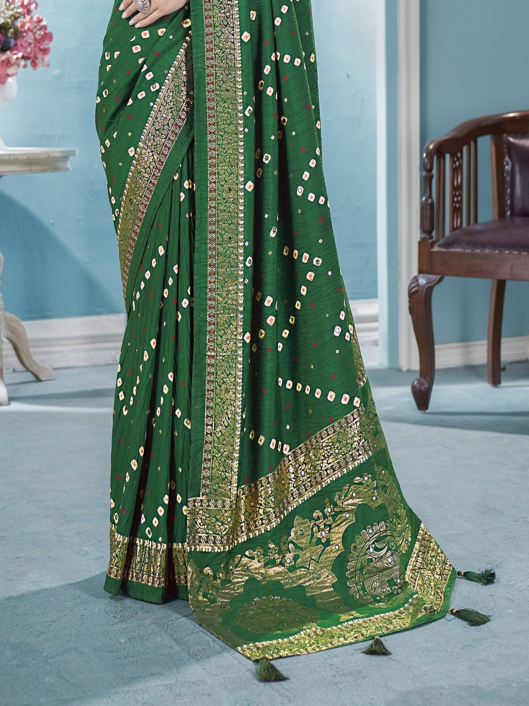 Green Bhandej Aari Work Crushed Silk Saree