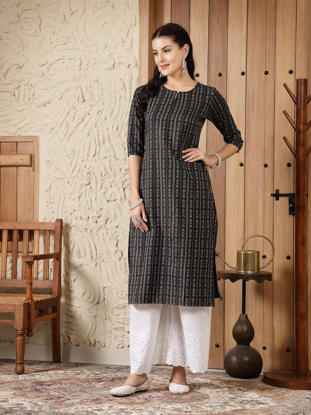 Woven Design Cotton Blend Straight Kurta