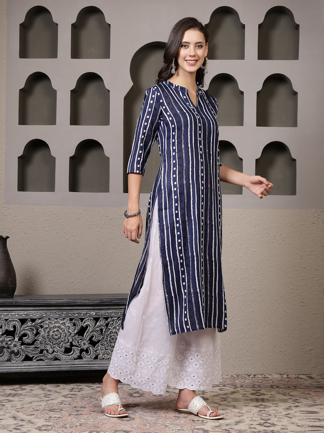 Striped Printed Cotton Straight Kurta