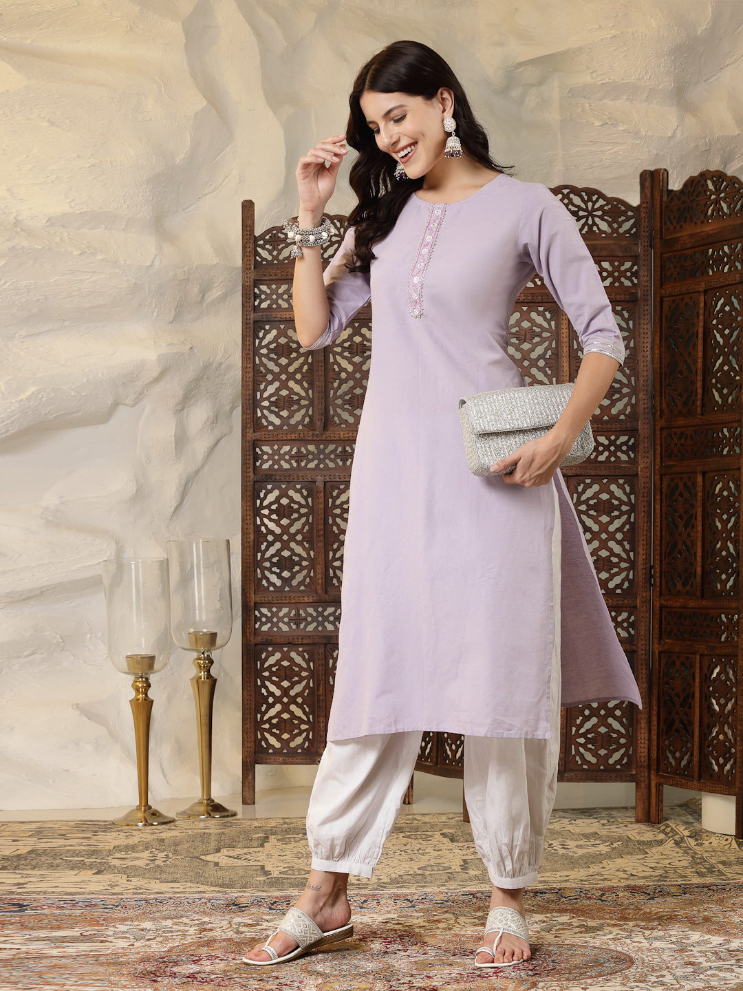 Solid Cotton Blend Straight Kurta