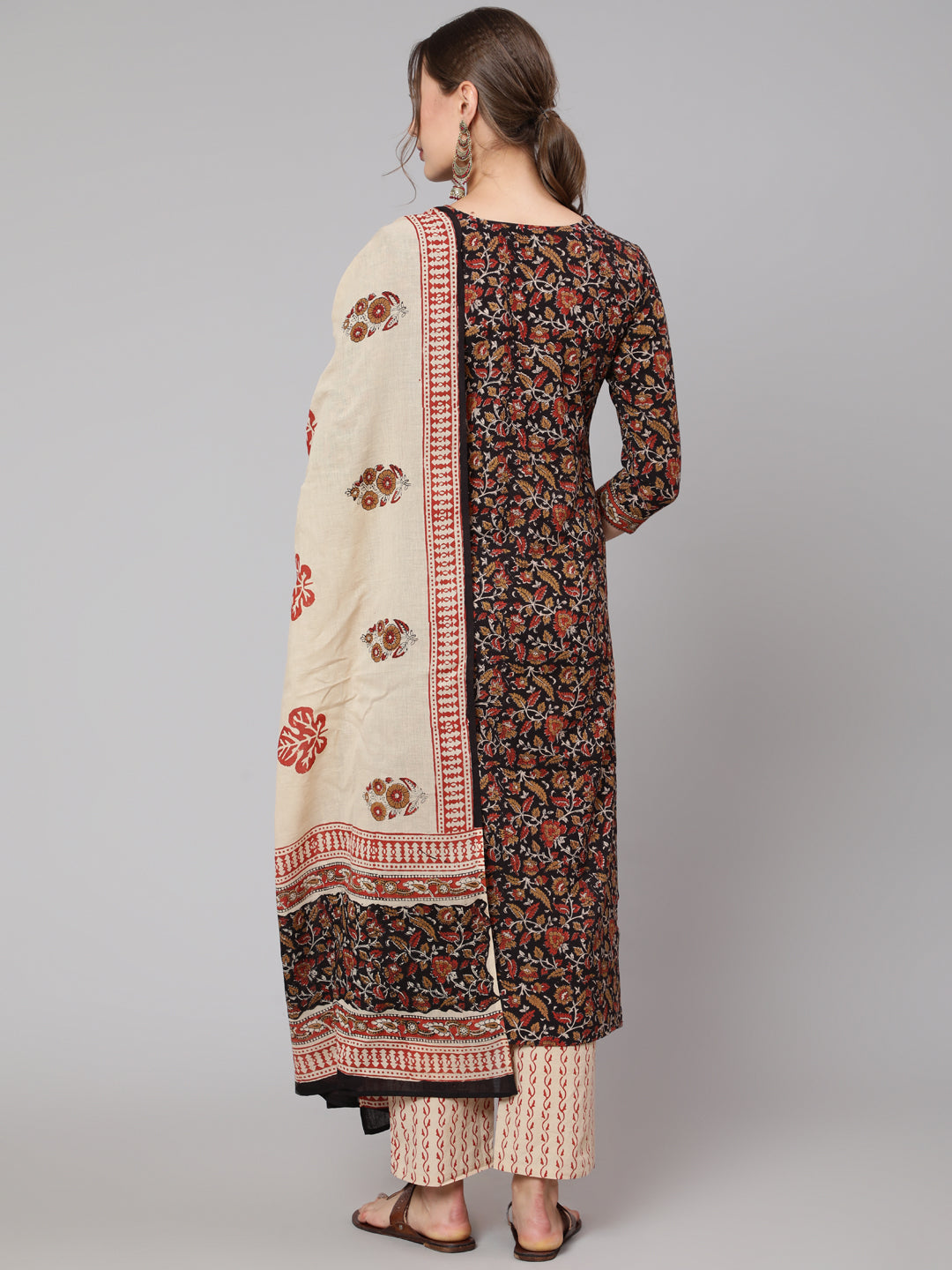 Cotton Black Calf Length Straight 3/4 Sleeve Round Neck Printed Kurta, Pants & Cotton Dupatta