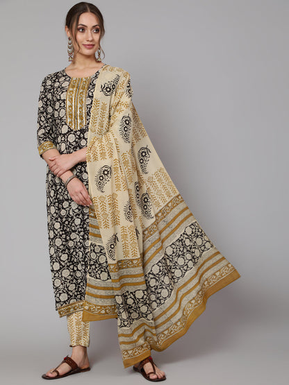 Cotton Black Calf Length Straight 3/4 Sleeve Round Neck Printed Kurta, Pants & Cotton Dupatta