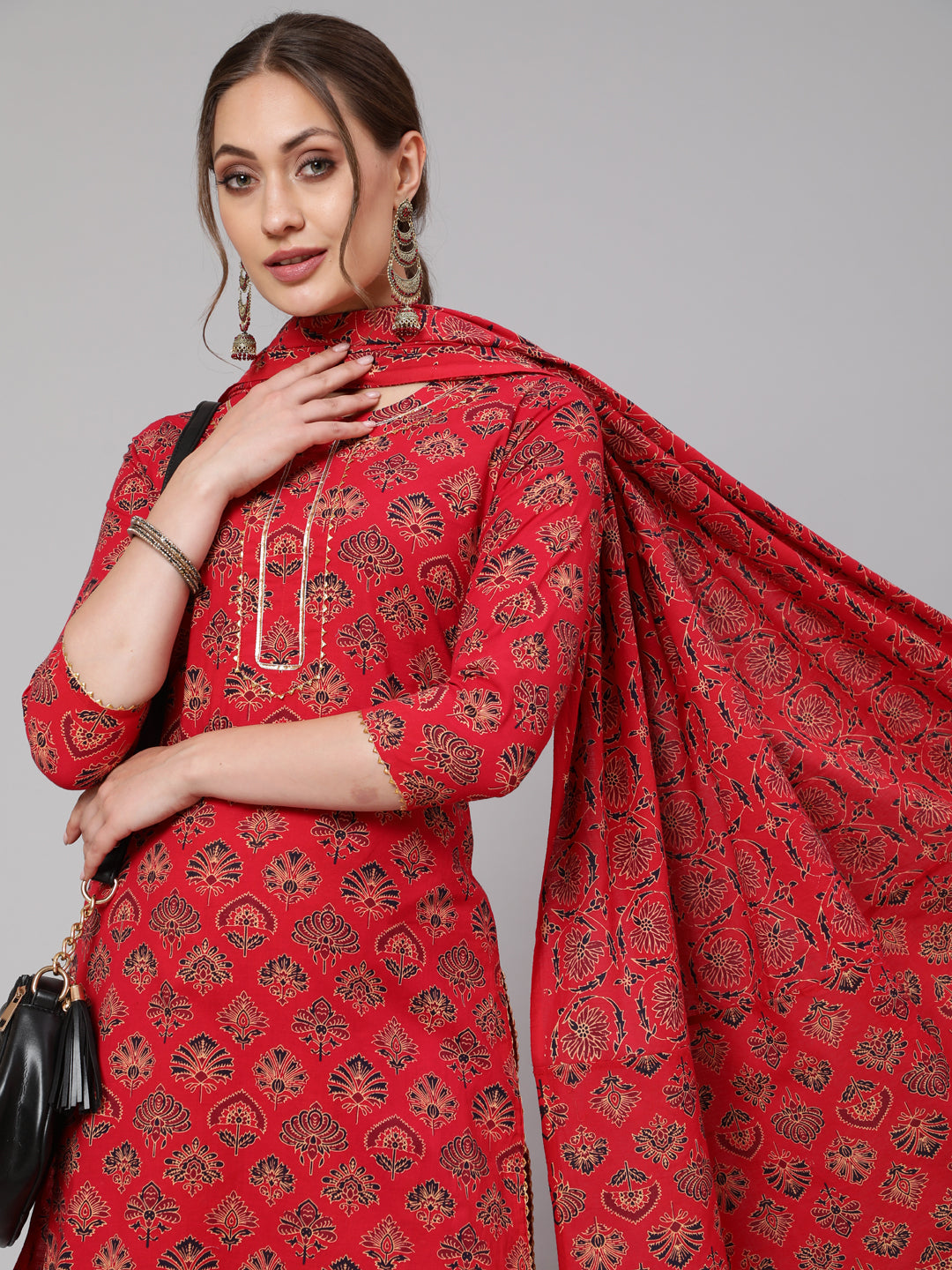 Cotton Red Calf Length Straight 3/4 Sleeve Round Neck Printed Kurta, Pants & Cotton Dupatta