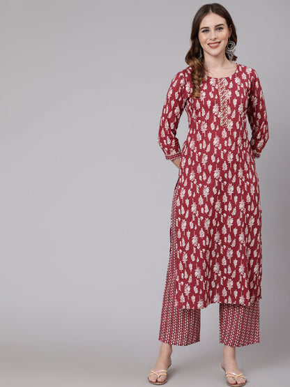 Cotton Calf Length Straight 3/4 Sleeve Round Neck Printed Kurta, Pants