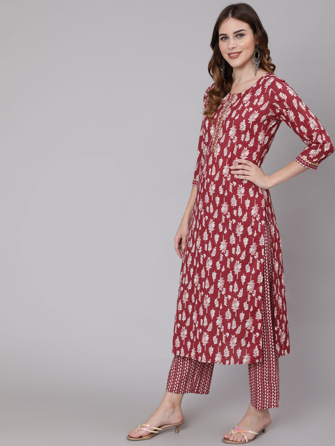 Cotton Calf Length Straight 3/4 Sleeve Round Neck Printed Kurta, Pants