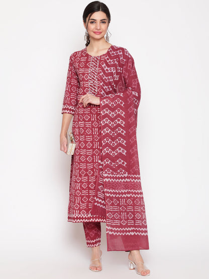 Cotton Maroon Calf Length Straight 3/4 Sleeve Round Neck Printed Kurta, Pants & Cotton Dupatta