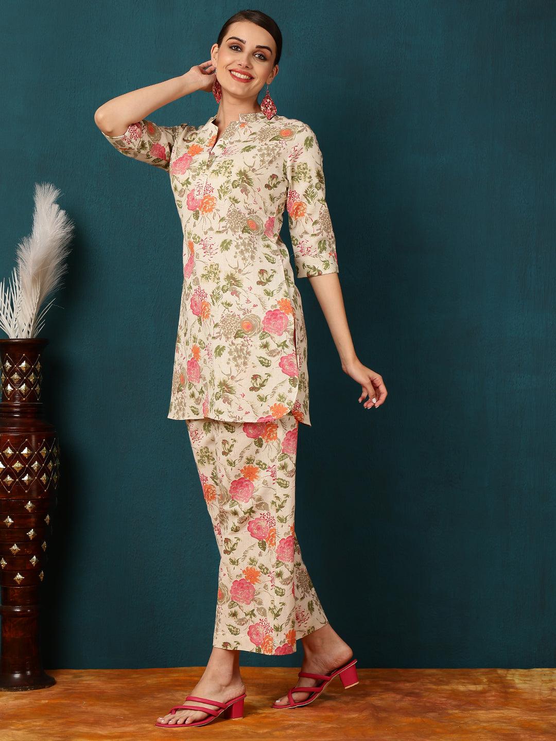 Cotton Flex Short Length Floral  Straight 3/4 Sleeves Mandarin Kurta Bottom Set