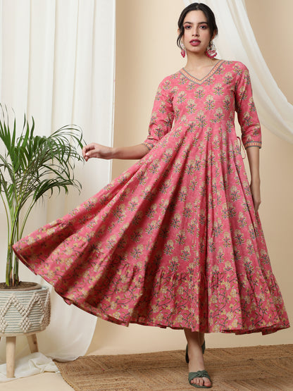 Cotton  Calf Length Printed Flared 3/4 Sleeves V-Neck Kurta