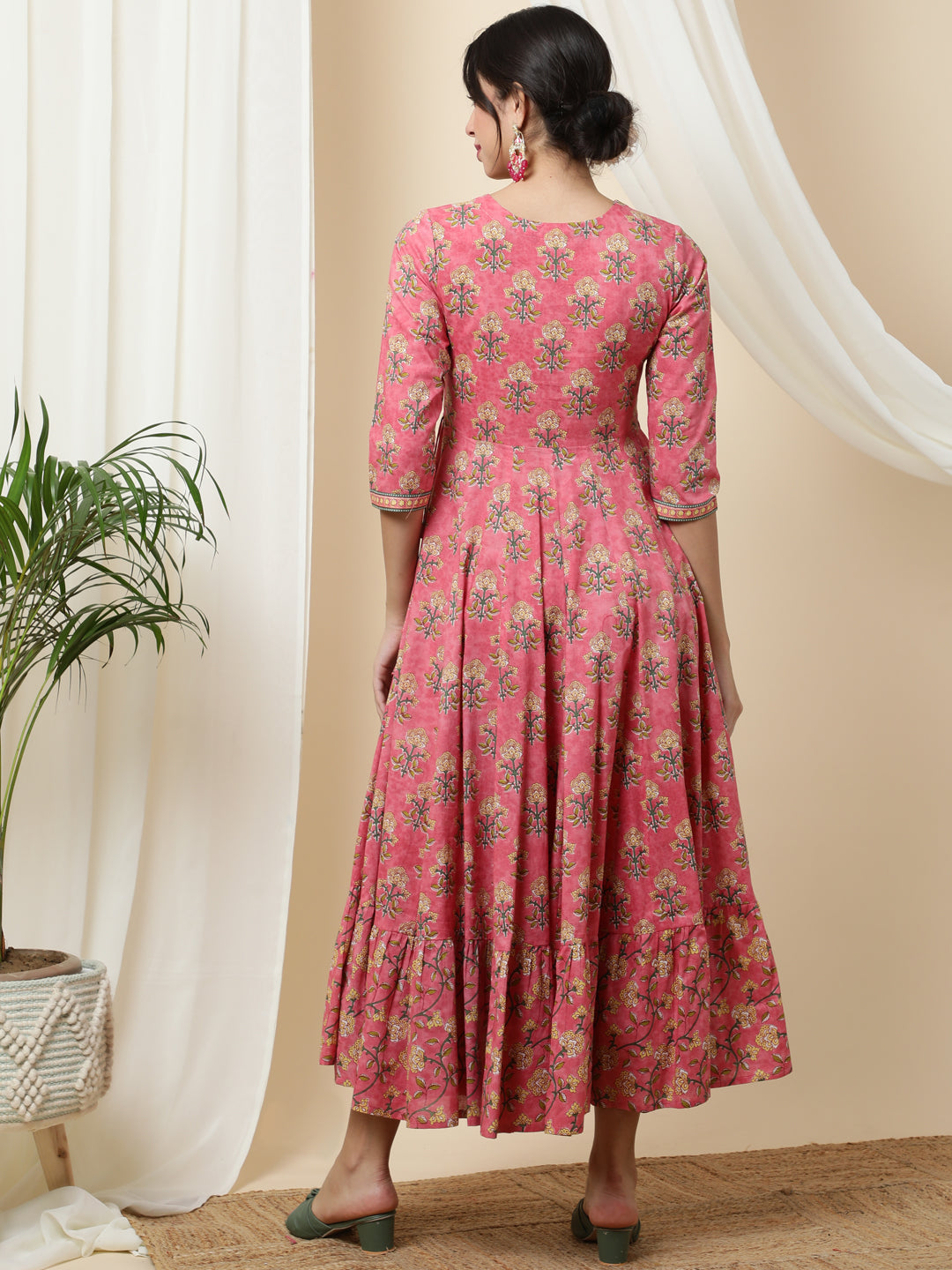 Cotton  Calf Length Printed Flared 3/4 Sleeves V-Neck Kurta