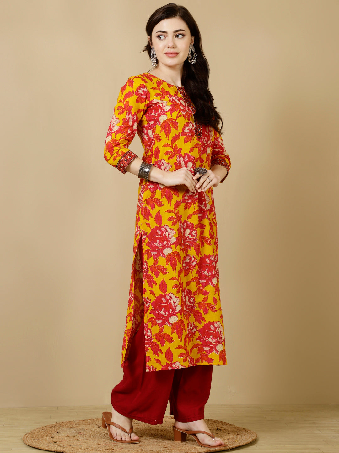 Cotton Calf Length Straight 3/4 Sleeves Round Kurta