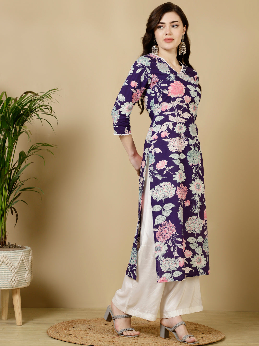 Rayon Calf Length Straight 3/4 Sleeves V Kurta