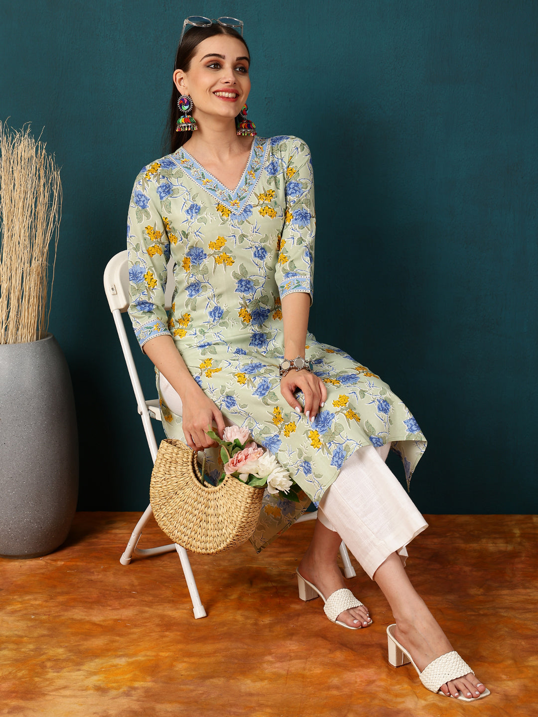 Rayon Calf Length Floral Straight 3/4 Sleeves V  Kurta