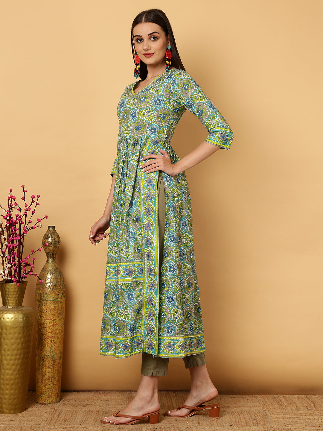 Cotton Calf Length Floral Semi-Flared 3/4 Sleeves Round Neck Kurta