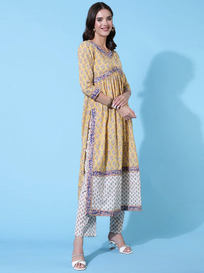 Rayon Printed Calf Length Straight 3/4 Sleeve Round Neck Kurta, Pants With Dupatta Set