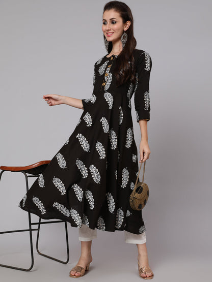 Cotton Calf Length Flared 3/4 Sleeve Round Neck Printed Kurta