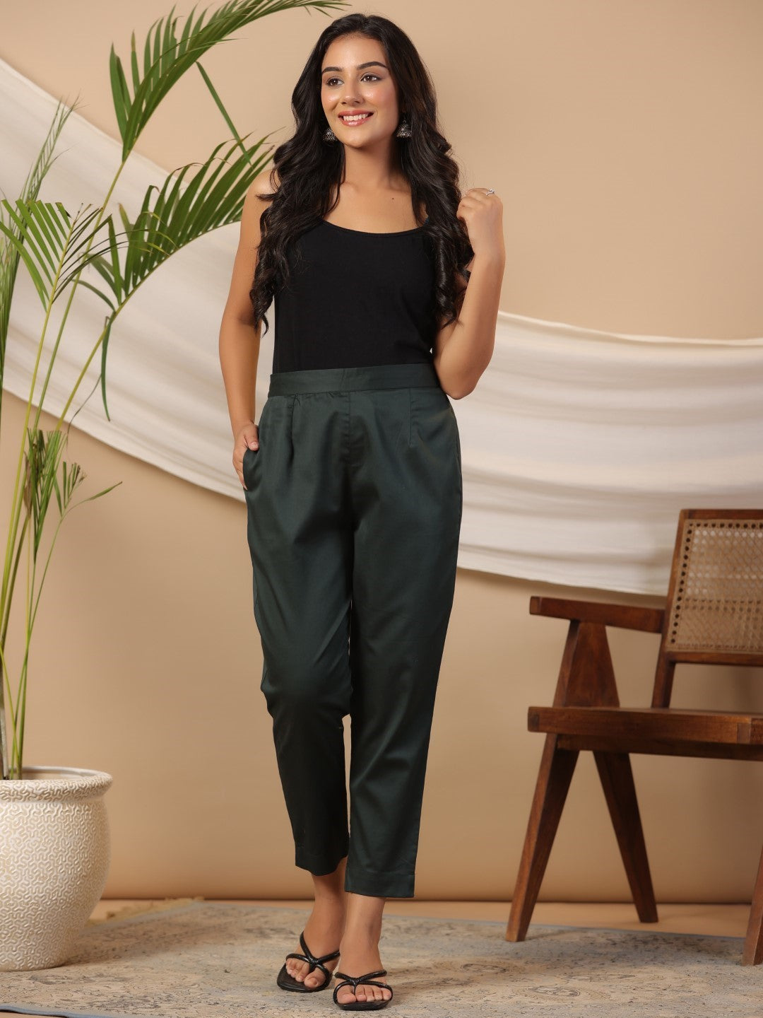 Jade Green Solid Lycra Women Drawstring Pants With Single Side Pocket