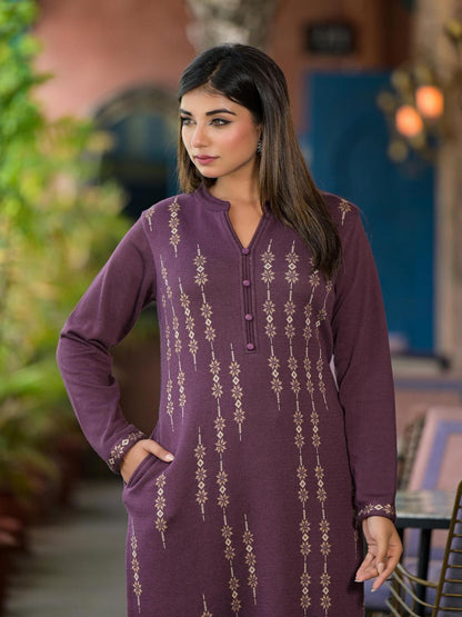 Violet Ethnic Motif Printed Polycotton Winter Wear Kurta