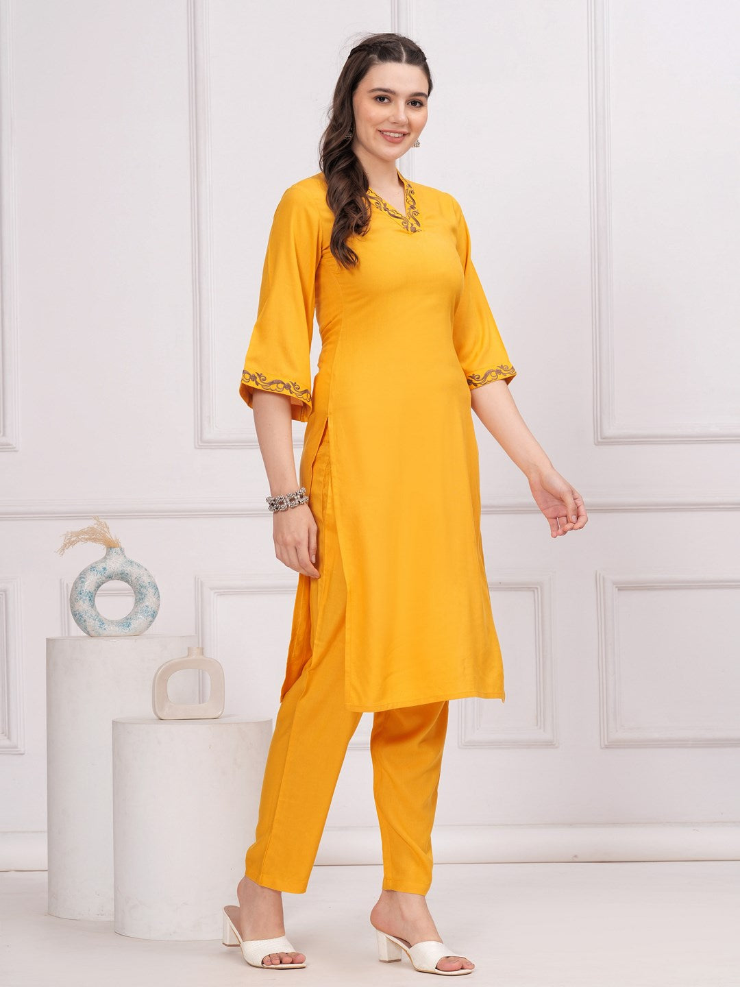 Solid V-Neck 3/4 Sleeves Calf Length Rayon Kurta Set