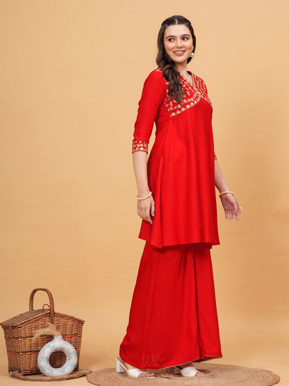 Solid V-Neck 3/4 Sleeves knee Length Rayon Kurta Set