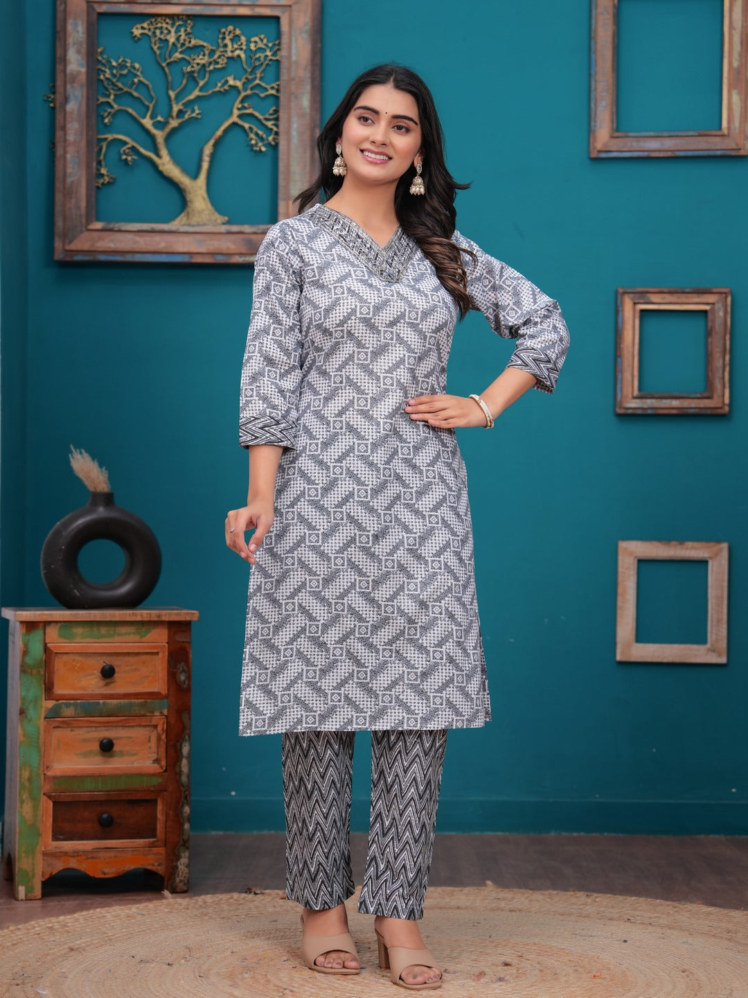 Cotton Printed Straight Kurta set (Grey)