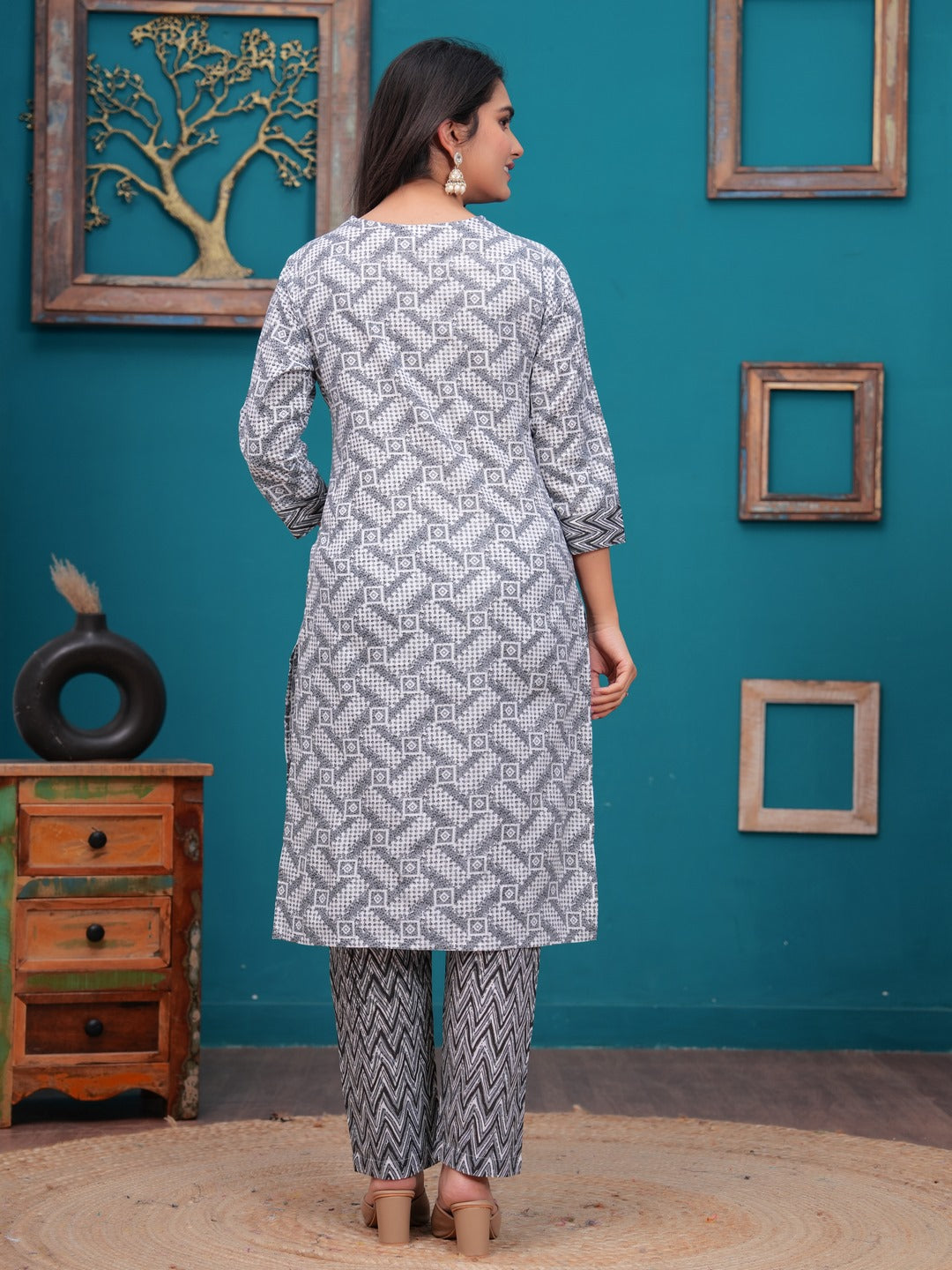 Cotton Printed Straight Kurta set (Grey)