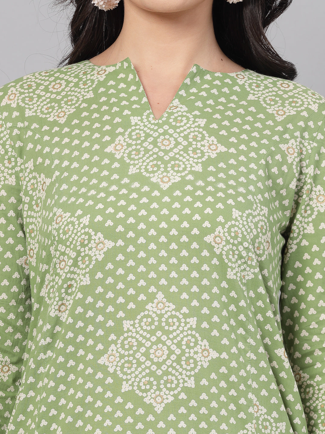 Green Floral Printed Kurta - Rayon Fabric, 3/4 Sleeves, Mandarin Collar And Calf Length