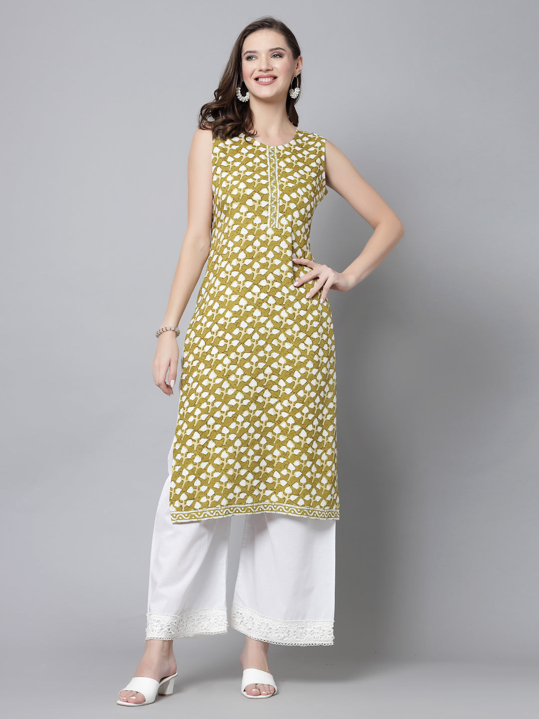 Green Leaf Print Kurta - Rayon Fabric, Sleeveless, Round Neck And Calf Length