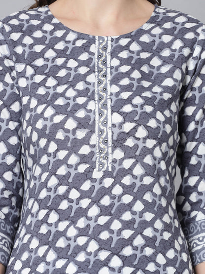 Grey Leaf Print Kurta - Rayon Fabric, 3/4 Sleeves, Round Neck And Calf Length