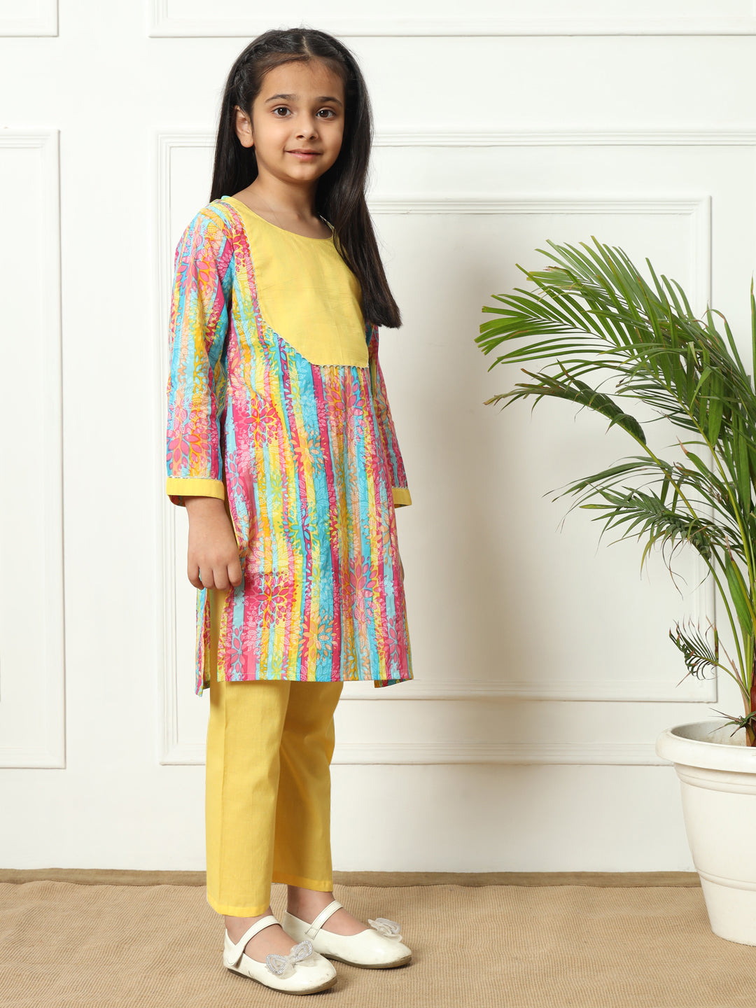 Straight style Cotton fabric Yellow color Kurti with Bottom