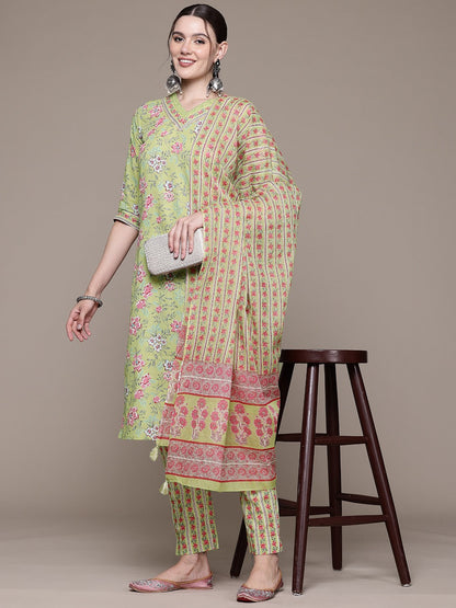 Straight style Cotton fabric Green color kurta with Bottom and Dupatta