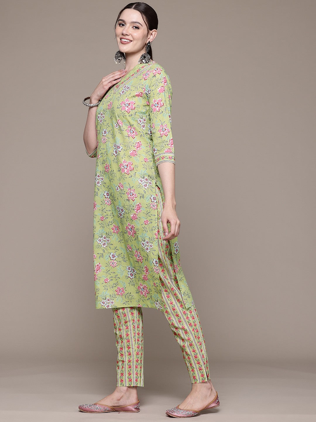 Straight style Cotton fabric Green color kurta with Bottom and Dupatta