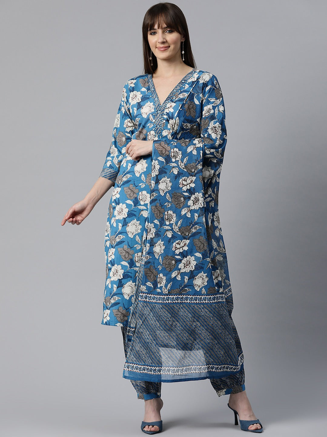 Floral Print Kurta Patiala & Dupatta (Blue)