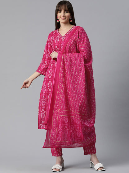 Printed Kurta Pant & Dupatta (Magenta)