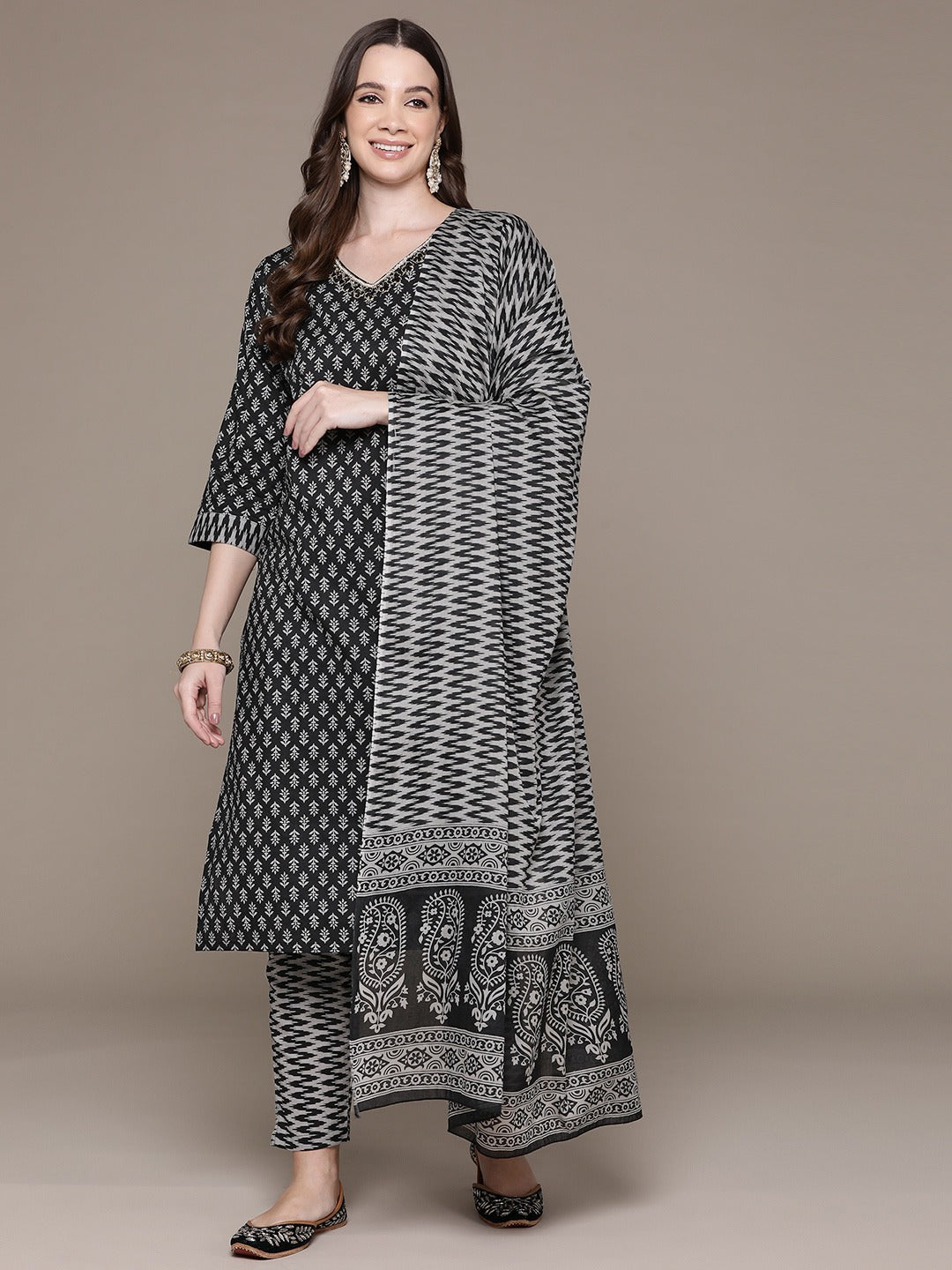 Straight Style Cotton Fabric Black Color Floral Printed Beads Work Kurti With Palazzo And Dupatta