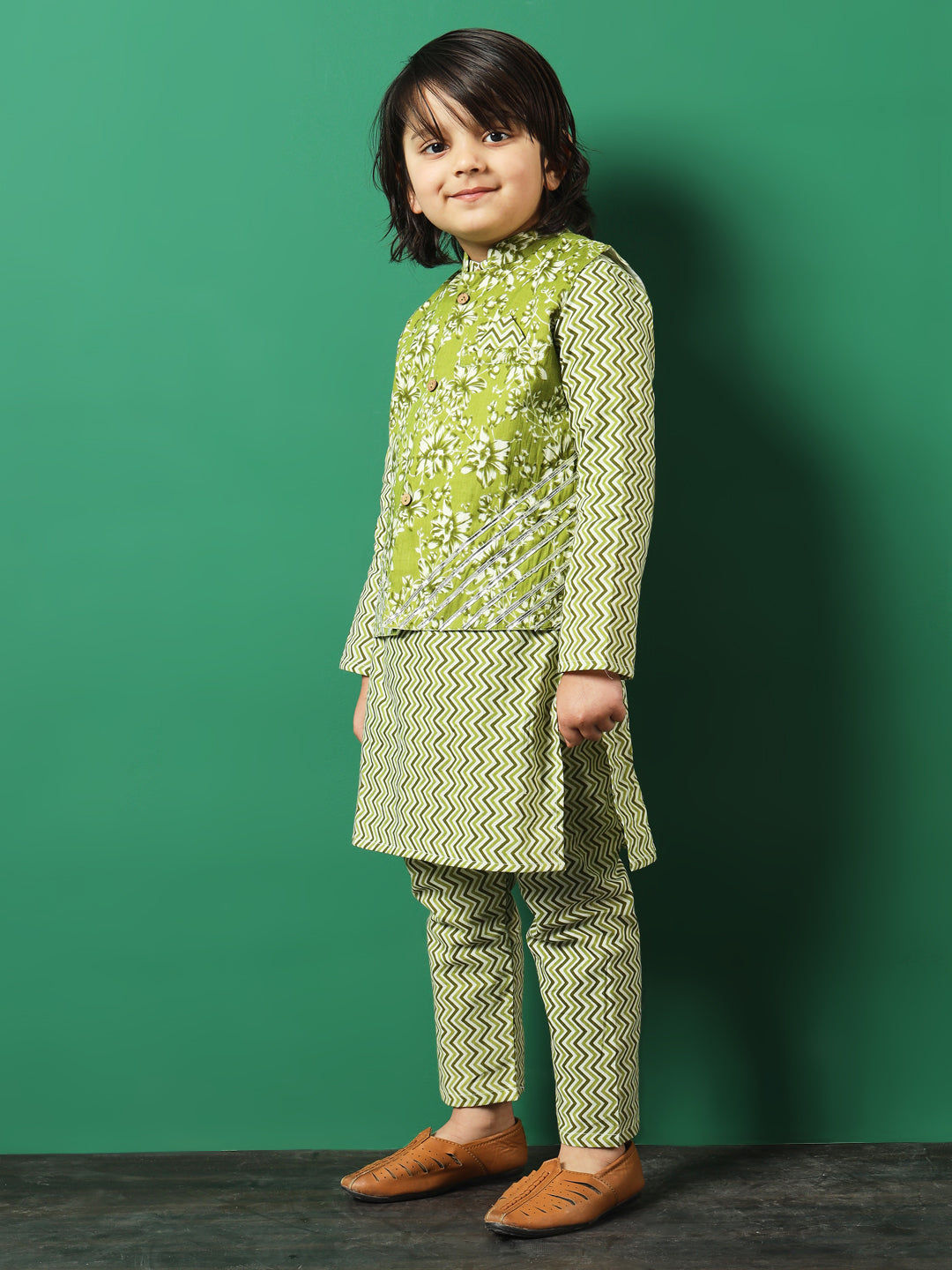 Straight Style Cotton Fabric Green Color Floral Printed Kurta And Pajama With Jacket