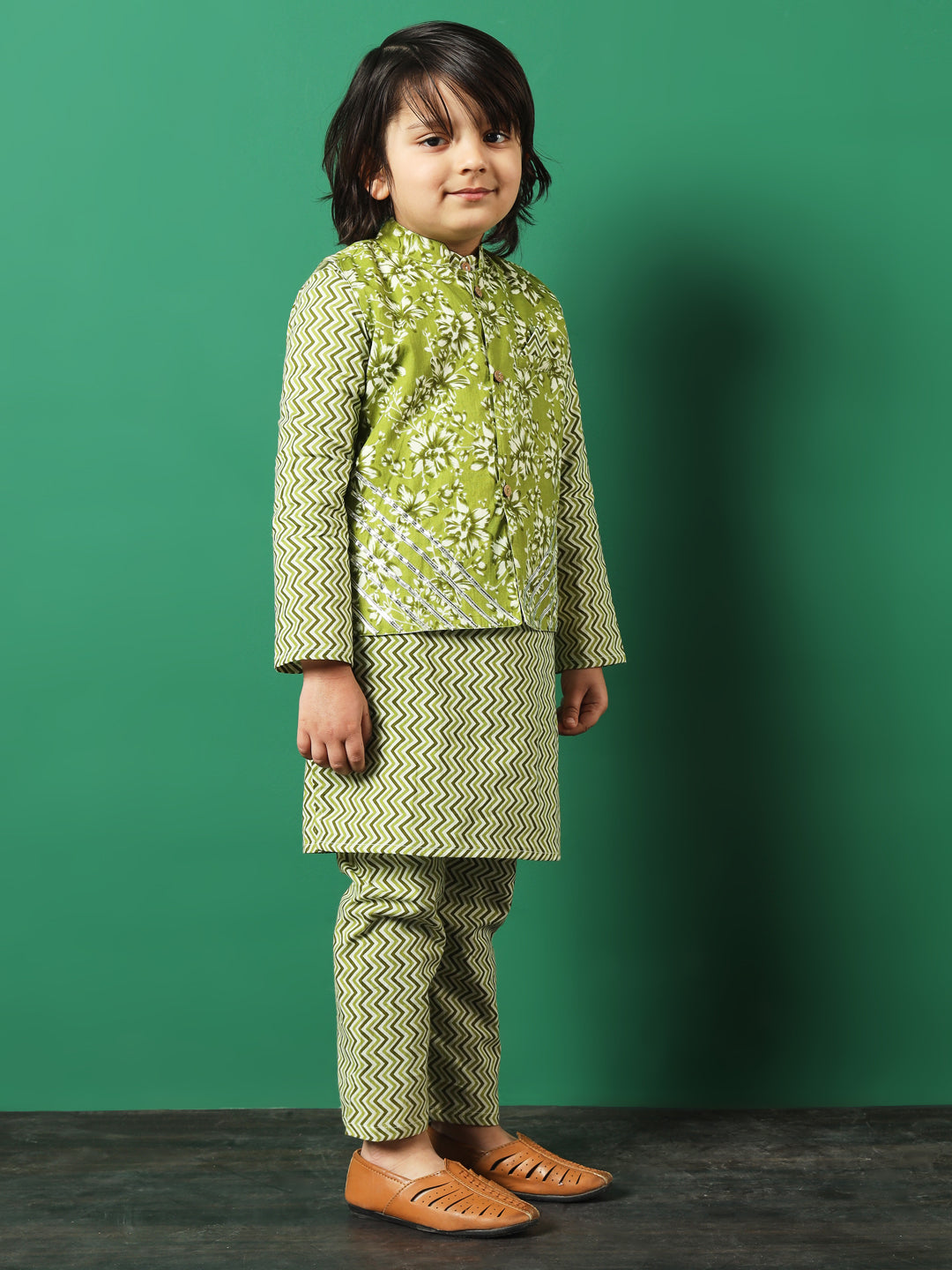 Straight Style Cotton Fabric Green Color Floral Printed Kurta And Pajama With Jacket