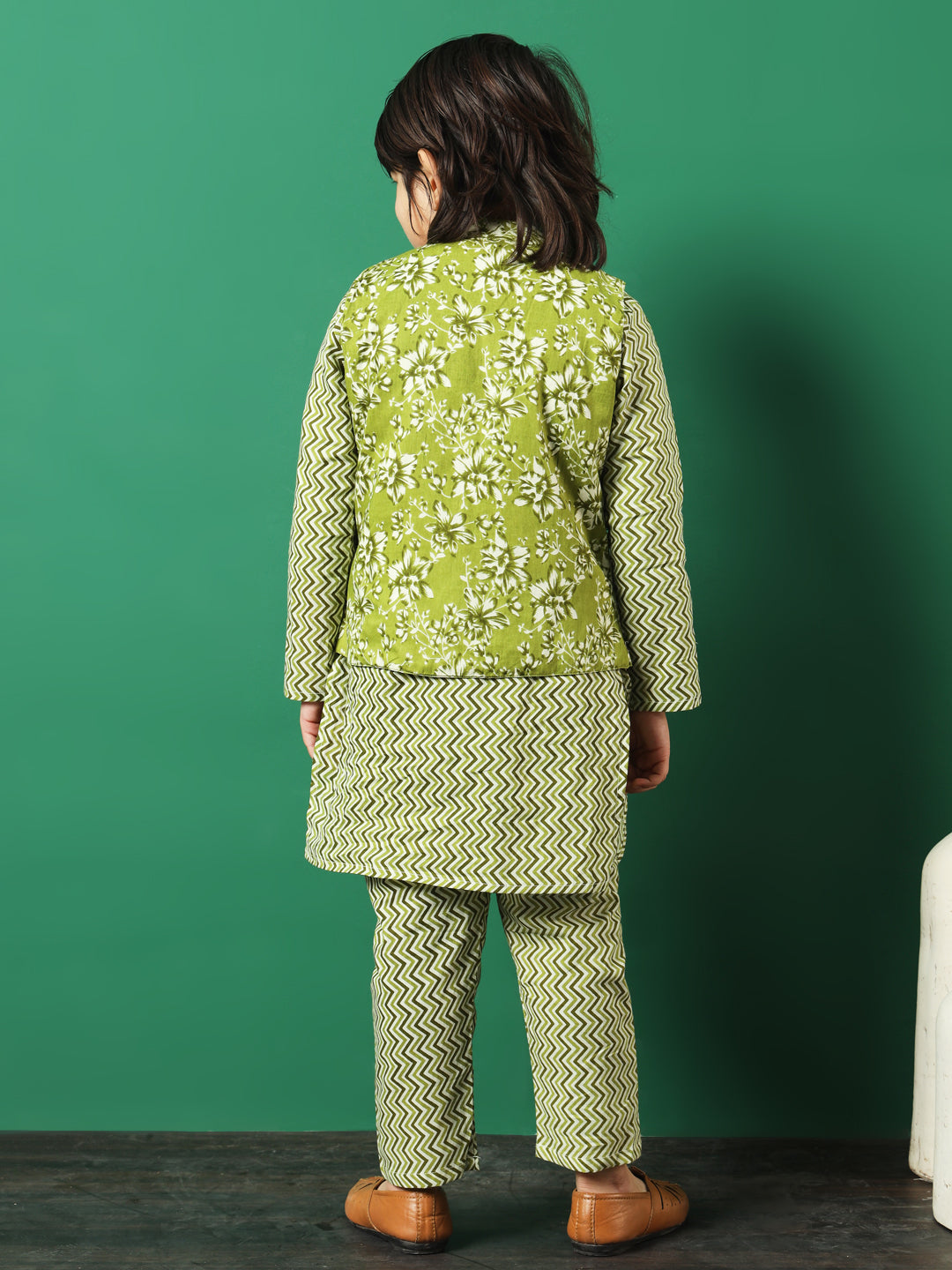 Straight Style Cotton Fabric Green Color Floral Printed Kurta And Pajama With Jacket