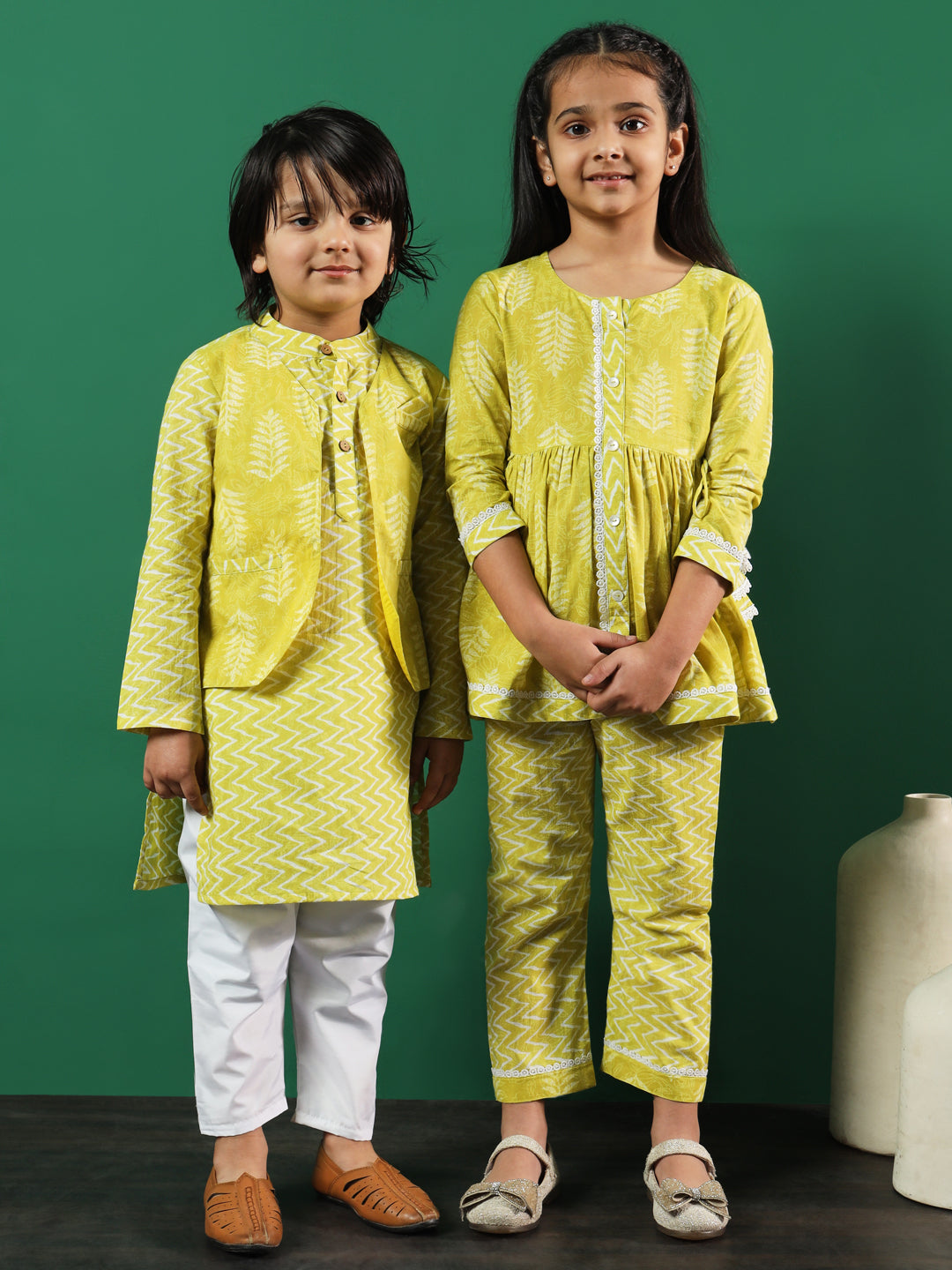 Boys Straight Style Cotton Fabric Lime Green Color Printed Kurta And Pyjama With Jacket